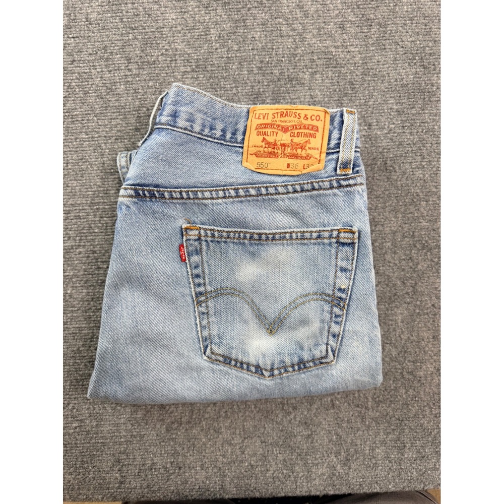 Levis 550 USA Made Mens Jeans 36x32 Relaxed Tapered Light Wash Blue